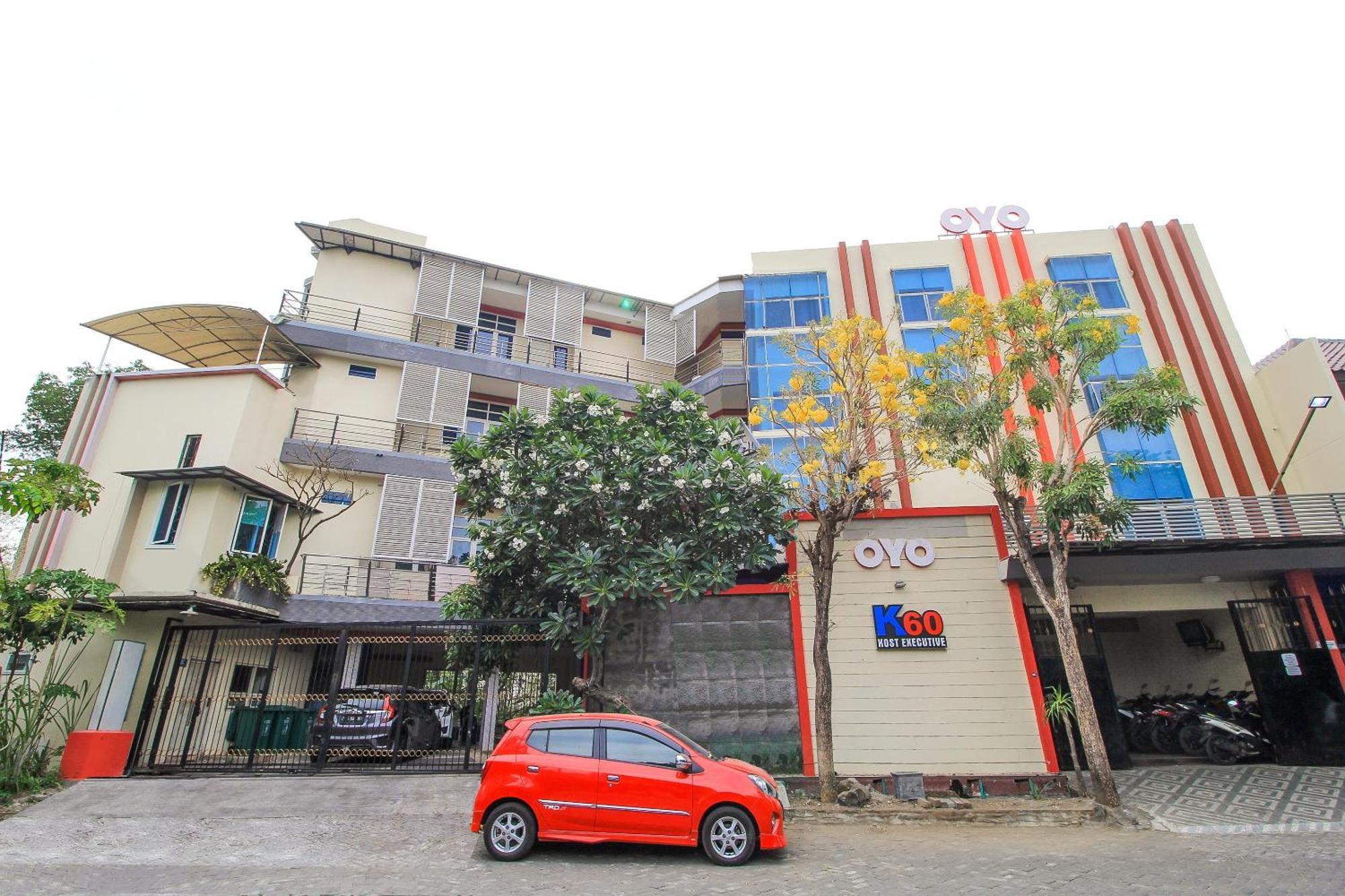 Super Oyo Capital O 175 K-60 Residence Surabaya Buitenkant foto